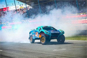 Elkmann en Morley verdelen de winst in Dutch Superkart GP